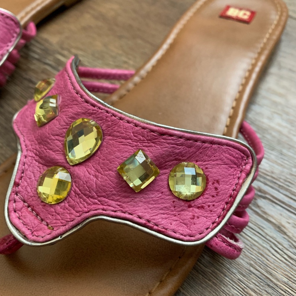 💖BC Footwear Thong Sandals ✨ - Picture 6 of 7